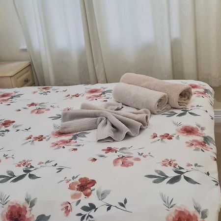 2 Bed Cosy Apartment In Heart Of Mullingar. Екстериор снимка