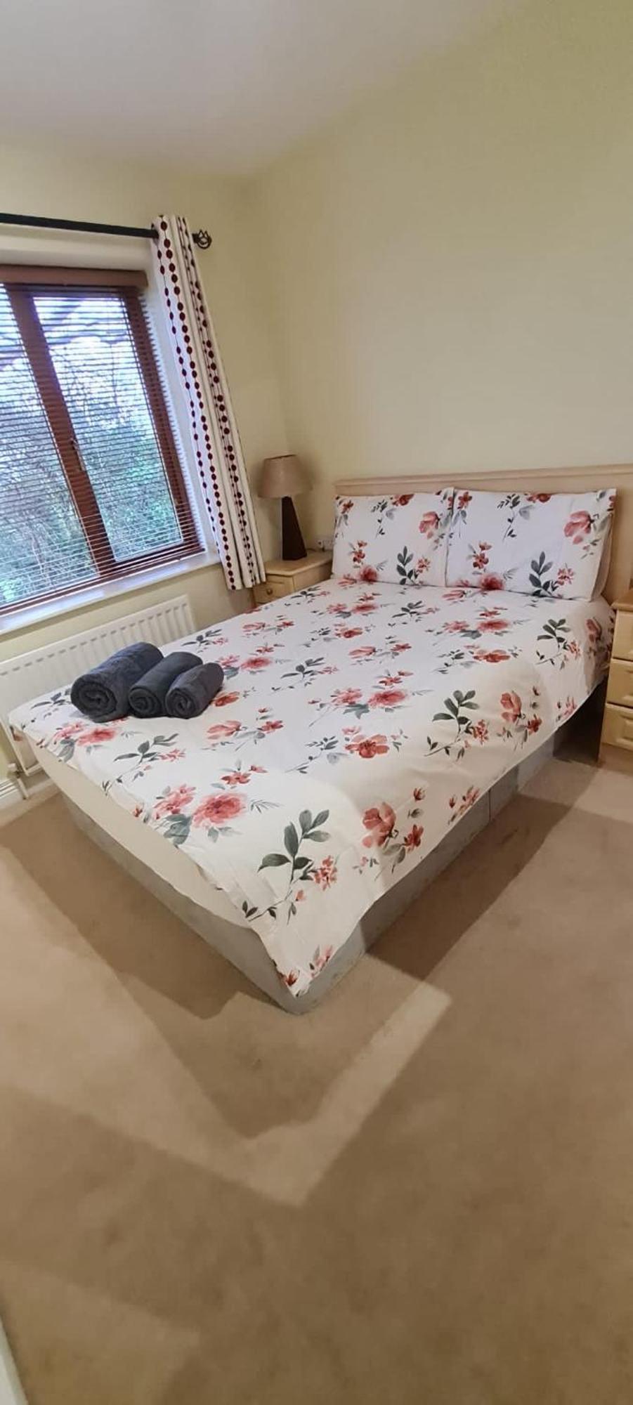 2 Bed Cosy Apartment In Heart Of Mullingar. Екстериор снимка